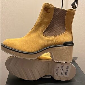 Sorel Yellow Heeled Boots with Classic Chelsea Design